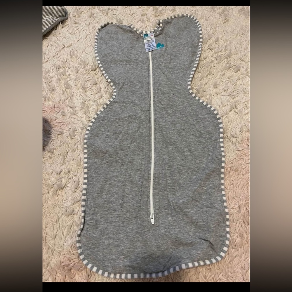 Love to Dream swaddles 

 original swaddles (mediums 13-19 lbs)